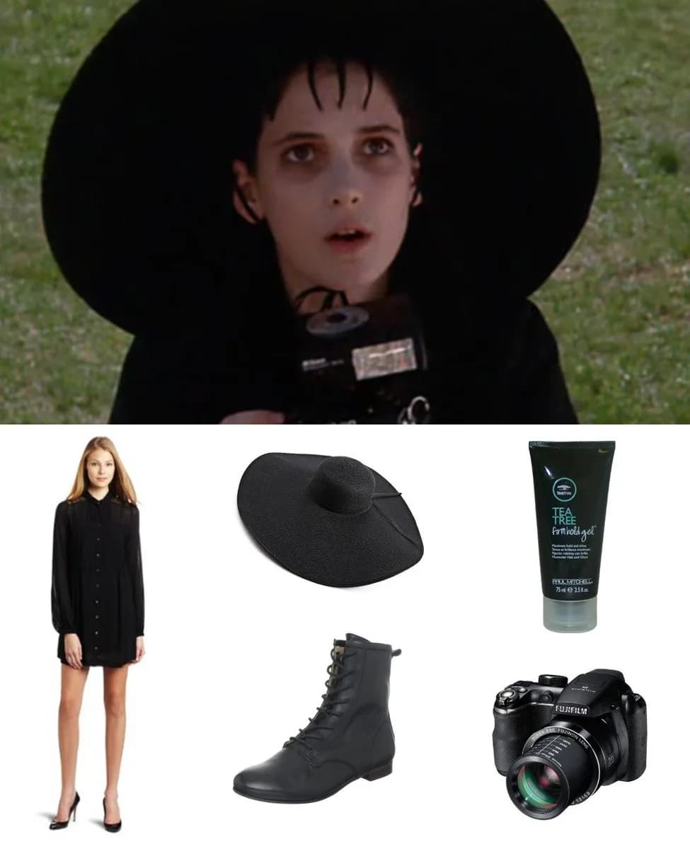 Lydia Deetz — 1